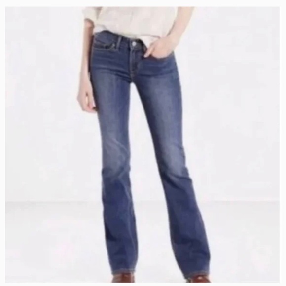 Levi's Denim - EUC Levi’s Women’s 545 Low Boot Cut Jeans | SIZE 6 | Blue